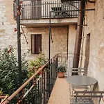 Del Duca Hotel *