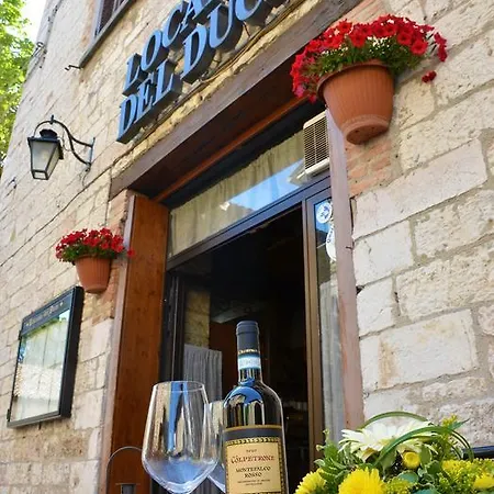 Del Duca Hotel *